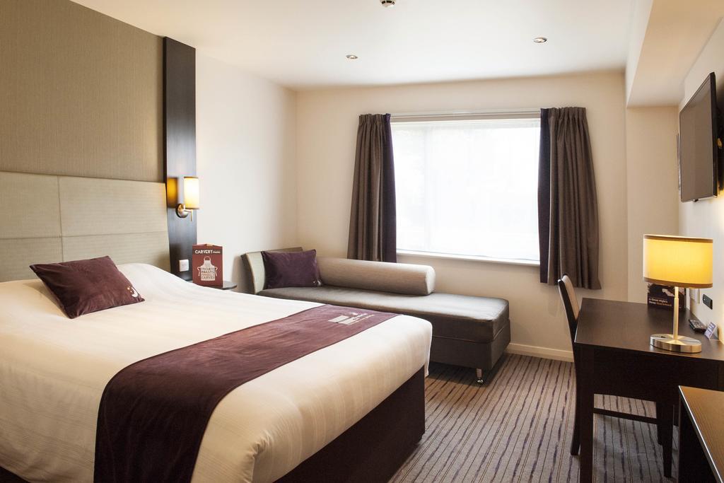 Premier Inn London Bexleyheath Exterior foto