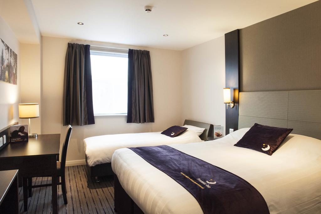 Premier Inn London Bexleyheath Exterior foto